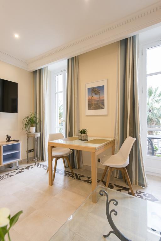 Apartment - Promenade Des Anglais Nice Pokoj fotografie